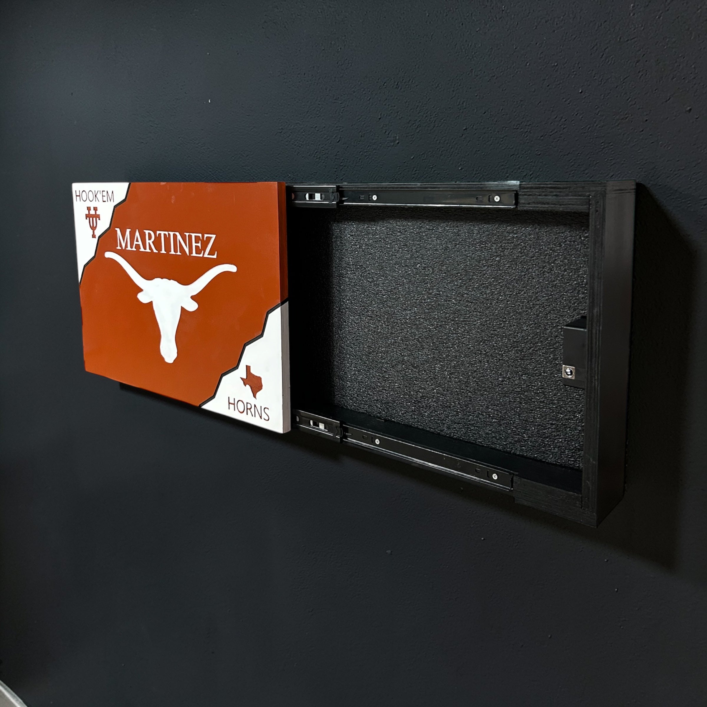 GUN Concealment Case Custom – Handcrafted Patriot Series 24"